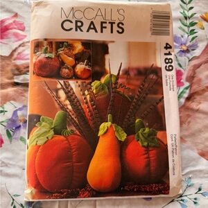 McCall's Crafts Plush Pumpkin & Gourd Pattern - 4189 - 2003 - Vintage